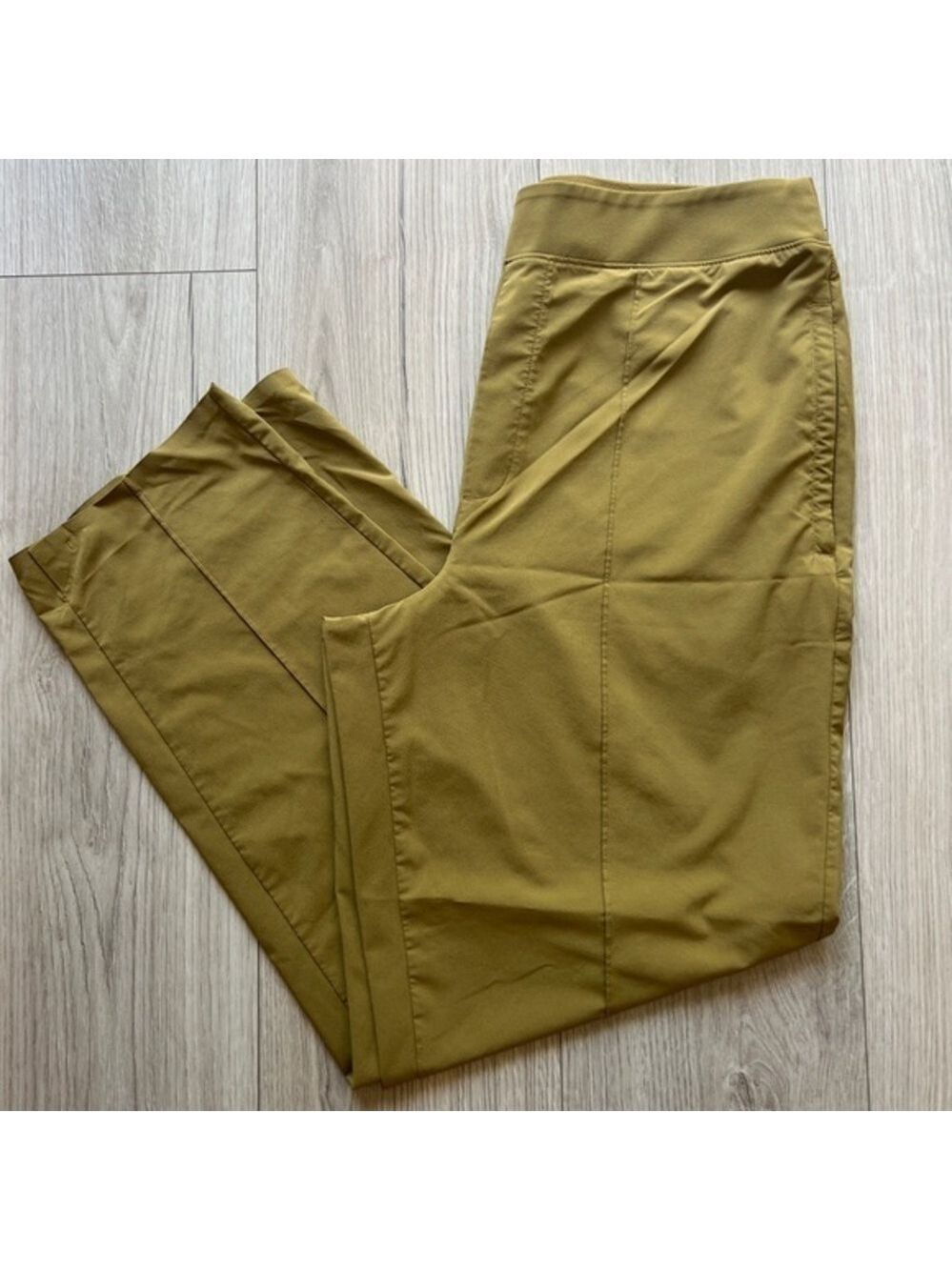 Athleta Vienna Slim Pants Athletic Pants Women's Size 12 EUC Gold Mustard